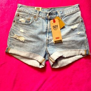 501 mid-rise Levi shorts, size 26